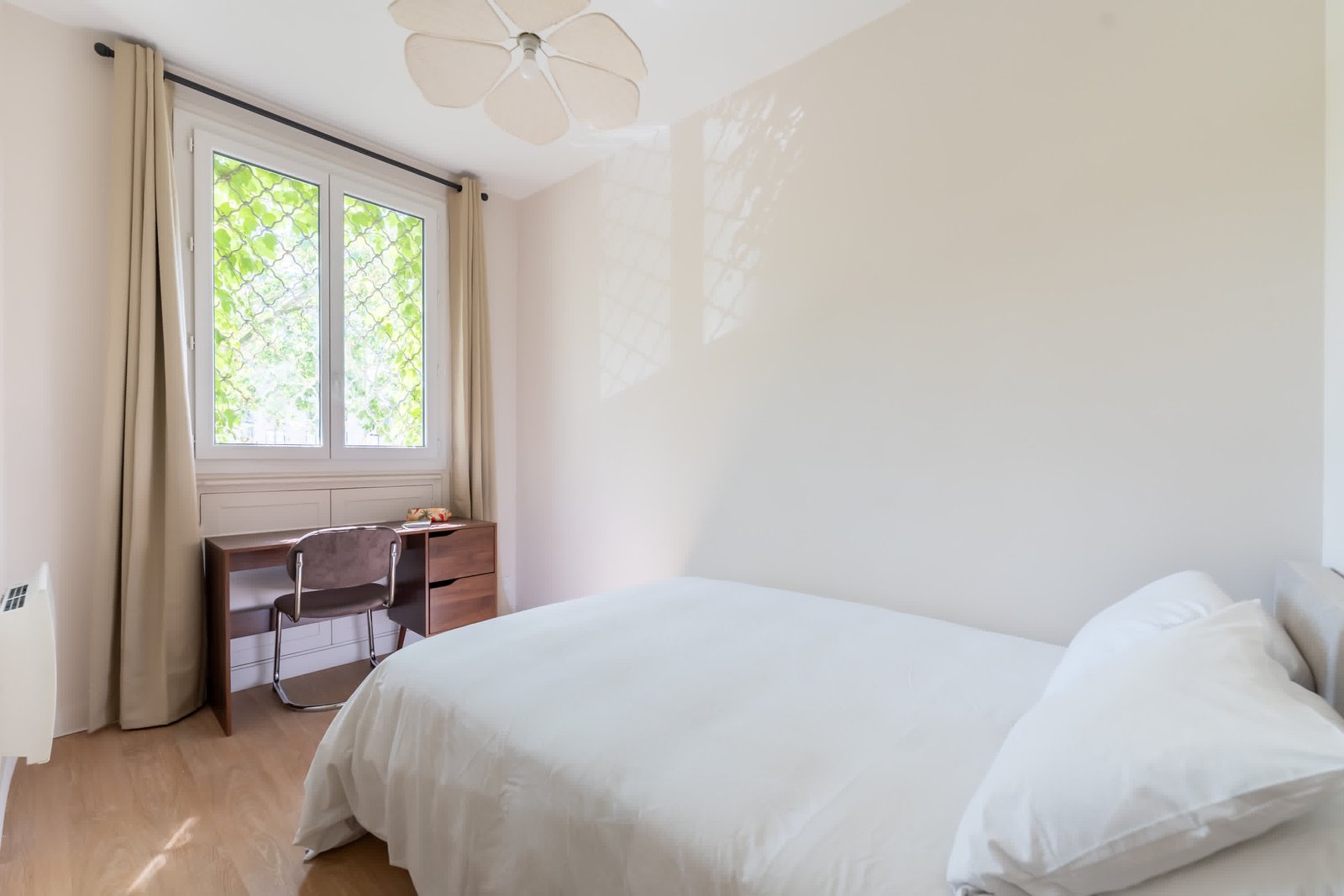 Suite 6 - Image 2